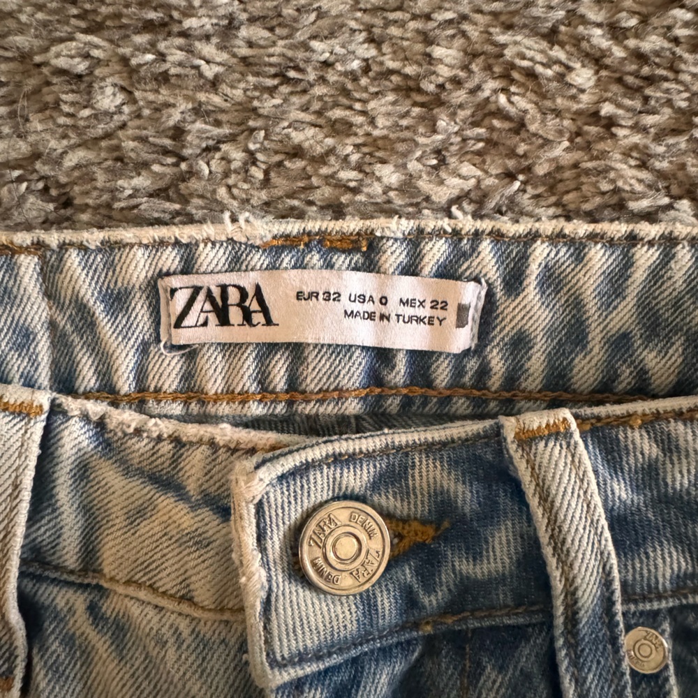 Zara Jeans